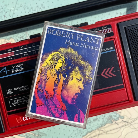Vintage 1990 Robert Plant Manic Nirvana Cassette Tape - Picture 1 of 4